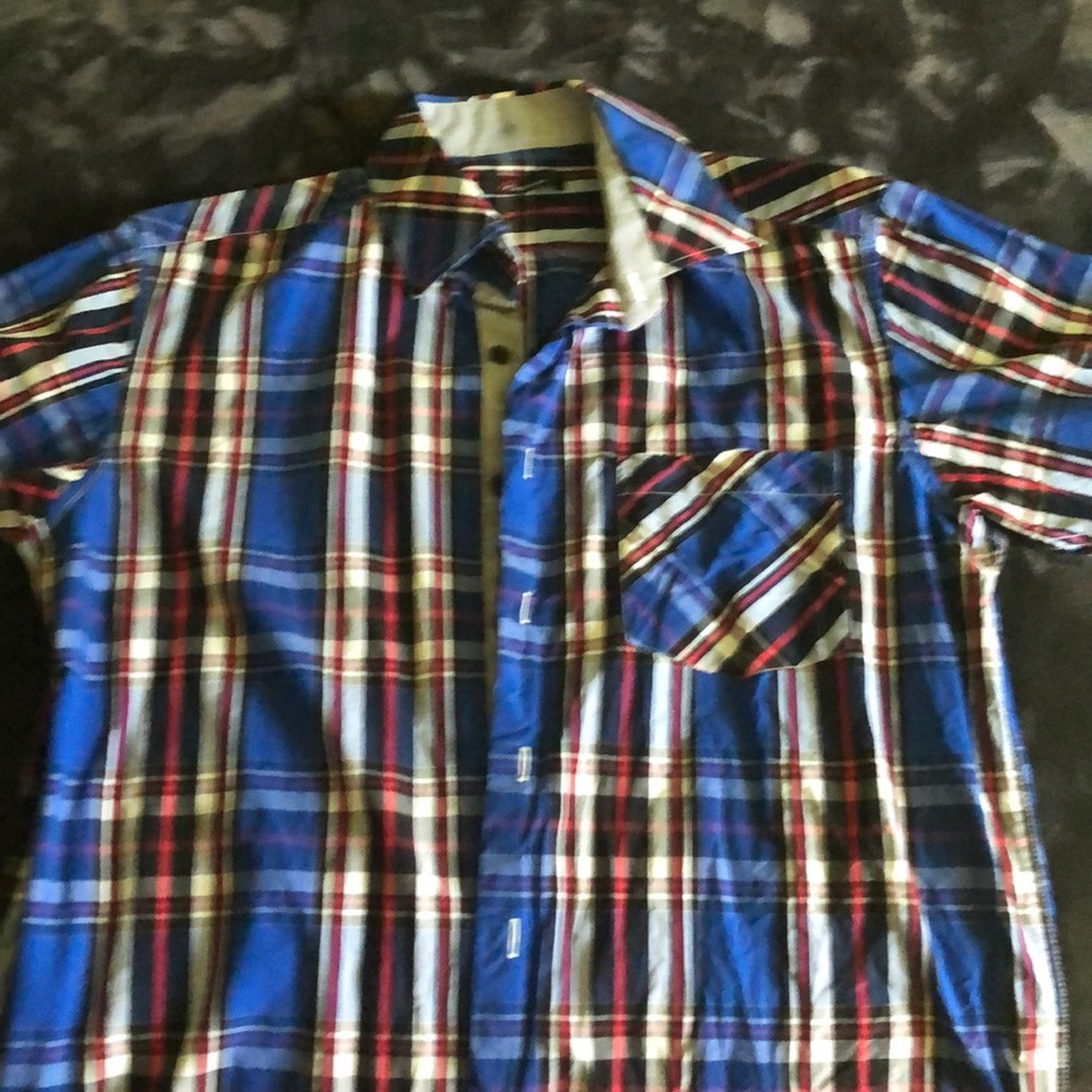 Men’s button up polo
